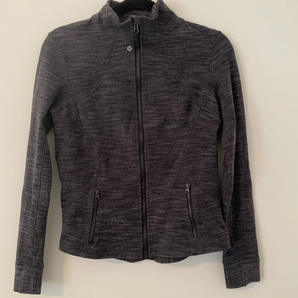 Lululemon Zip Up Jacket Size 8 ***price is firm***